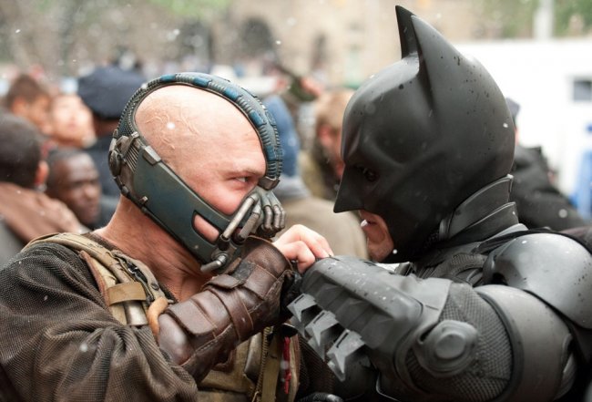 Uwe Boll desafia a Warner Bros. e mantém O Cavaleiro das Trevas como título de seu novo filme