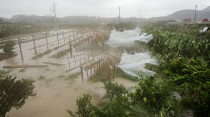 Mais de um milhão de pessoas evacuaram de suas casas na China devido ao tufão