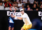 Muito desrespeitosa? Nuno Borges surpreende Etcheverry com um &aacute;s incomum em um match point: torcida dividida em vaias e aplausos