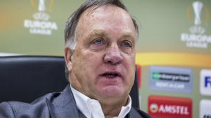 O técnico de Curaçao, Dick Advocaat, se orgulha da estreia na Copa do Mundo apesar da goleada por 7 a 1 para a Alemanha